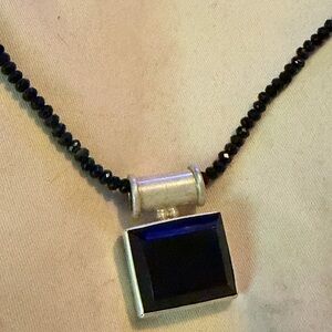 .Vintage 925 Sterling Silver Mexico Black Onyx Pendant &  silver 18”Necklace